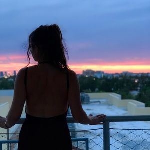 Meet your Posher, Elbiona